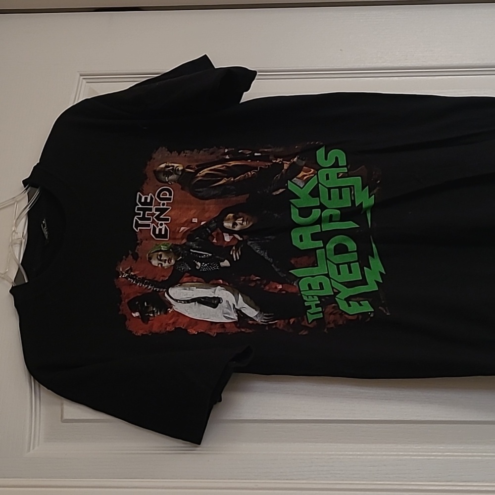 The Black Eyed Peas "The End" Tour 2010 Vintage Tee In Size M